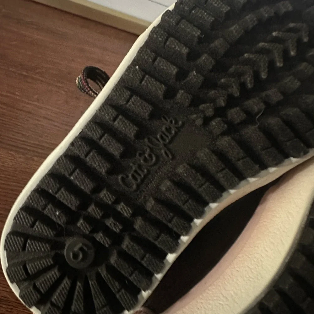 Cat & Jack Brown Suede Kids Shoes with Colorful Laces